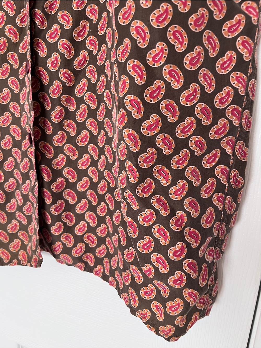Vintage 100% Silk Brown Paisley Button Down Shirt - Picture 7 of 8